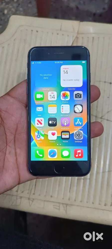 Urgent sell iphone 8 64gb