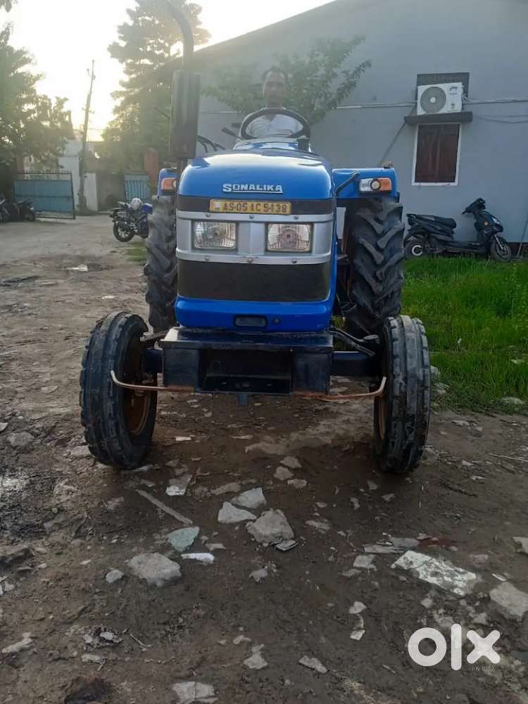 Sonalika Tractor 42DI RX, ALL PAPAER UPDATE, EXCELLENT CONDITION