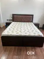 QUEEN BED & SIDE TABLES W/ MATTRESS