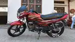 Super splendor bhut acchi condition hai engine me koi kaam nhi hai