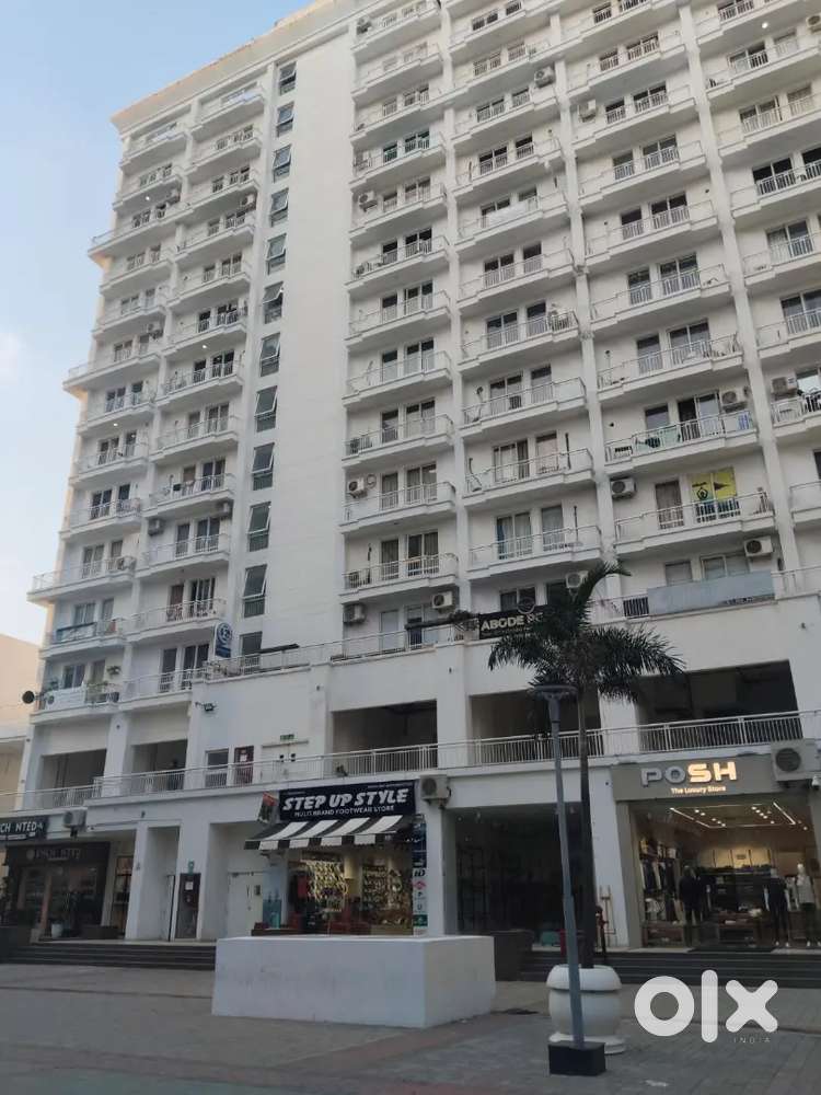 Courtyard facing Ground floor shop Available for lease