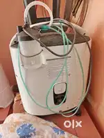 Oxygen cylinder