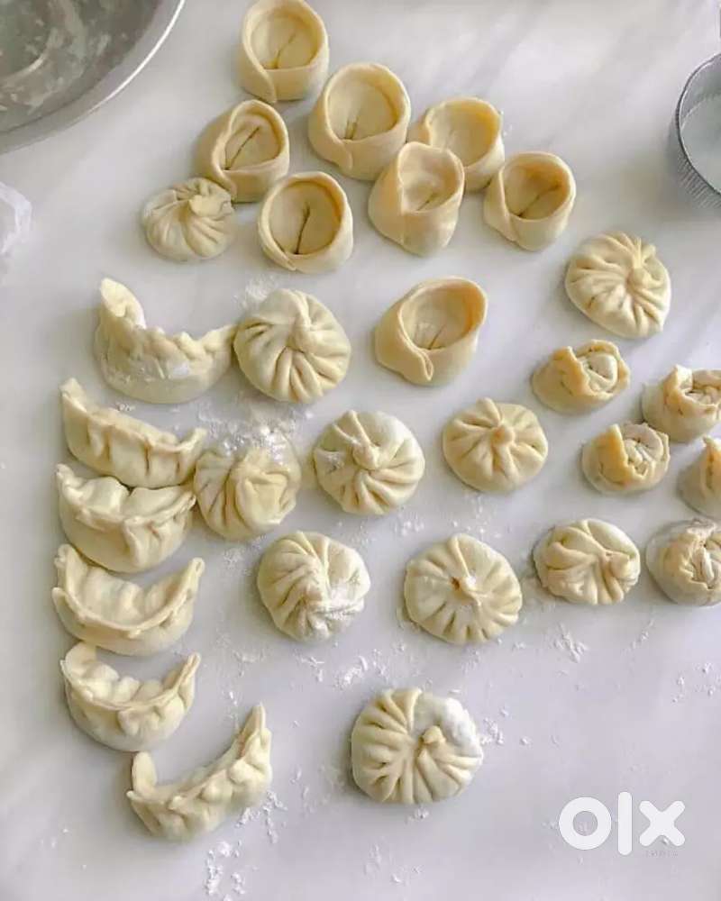 Ladka chaiye Jo hamare team ke sath Momo bnaye aur sell kre