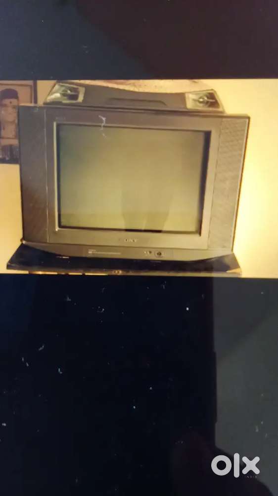 Sony TV with boofer