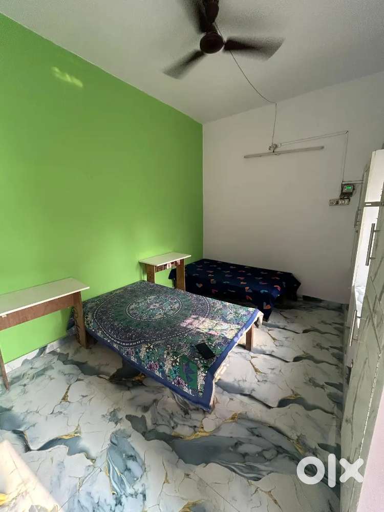 Room near drishti coaching at walking distance with free wifi