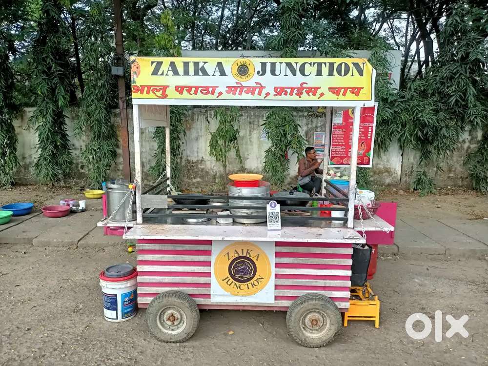 Paratha or momos banane wala chahiye