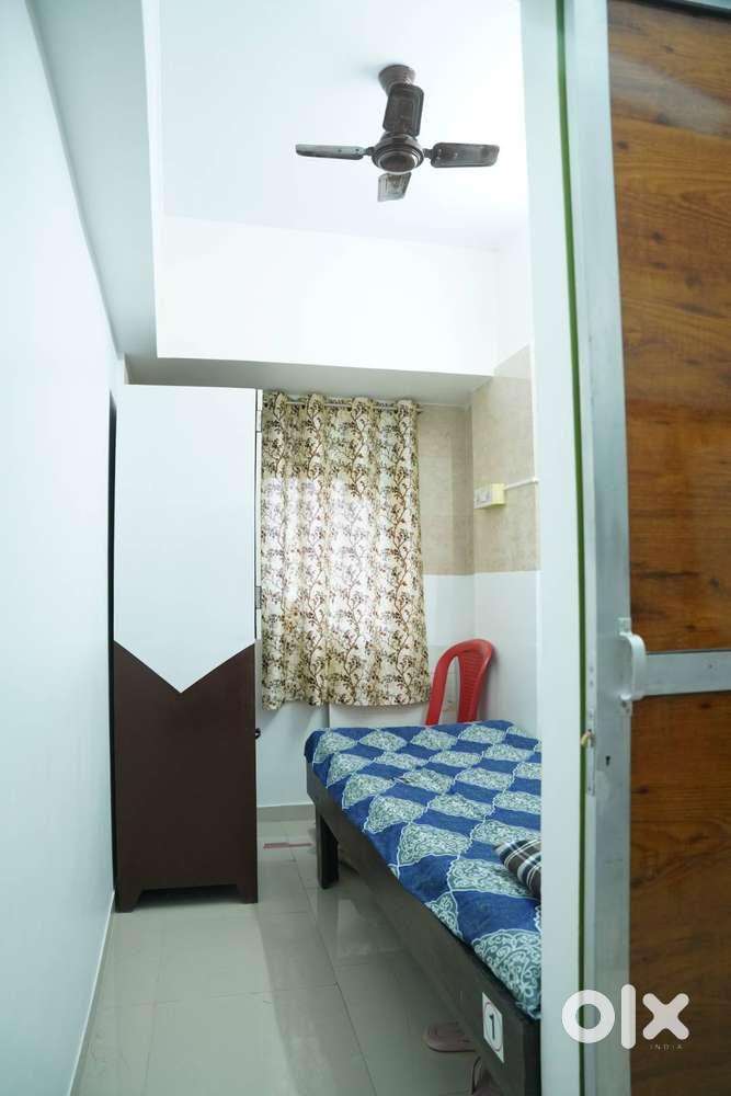 affordable Girls PG-Mulund west