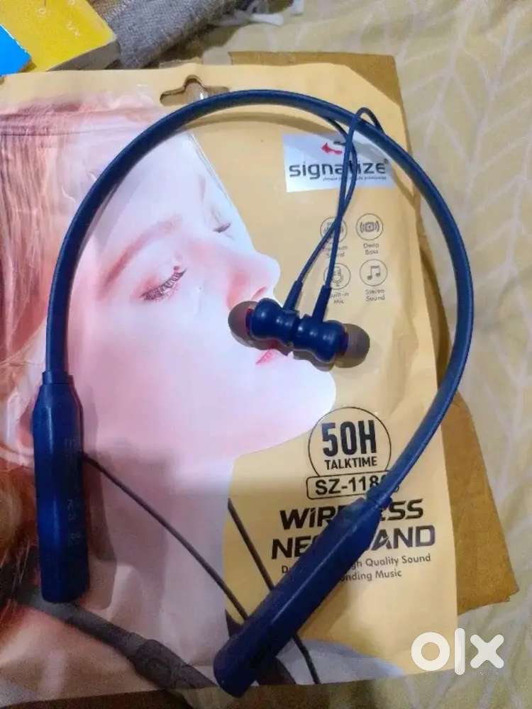 BEST CONDITION EARPHONES