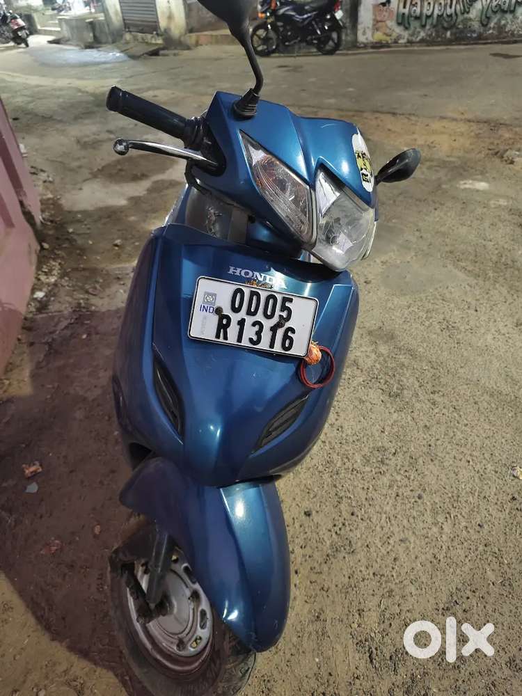Scooty for sell  contact