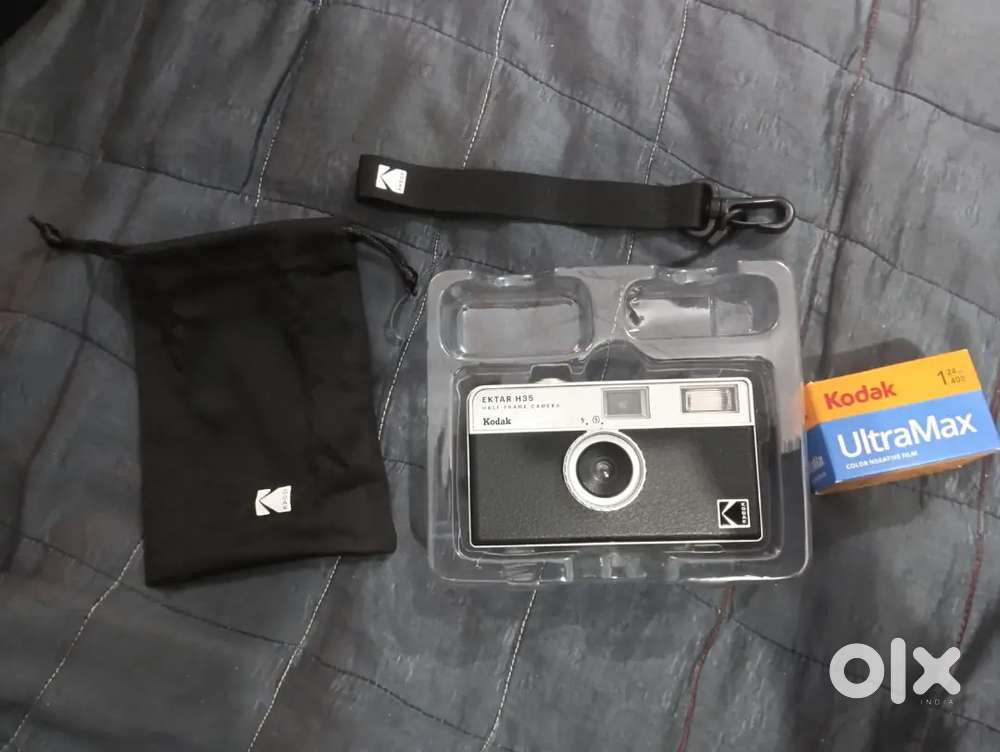 KODAK EKTAR H35 Half Frame Film Camera, 35mm, Reusable, Focus-