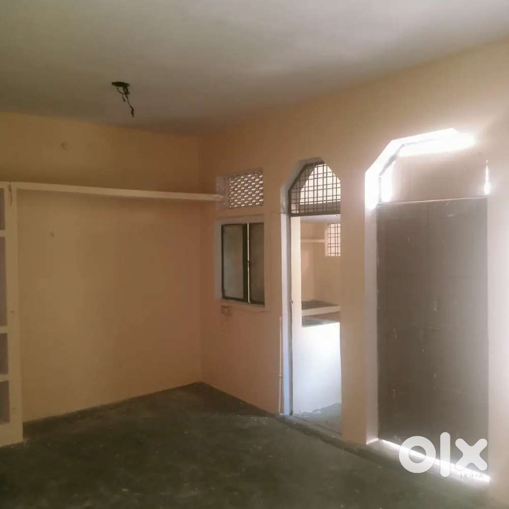 2 room available at Meerapur