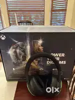 Xbox Series X (Disc) w/Controller and Wireless Headset