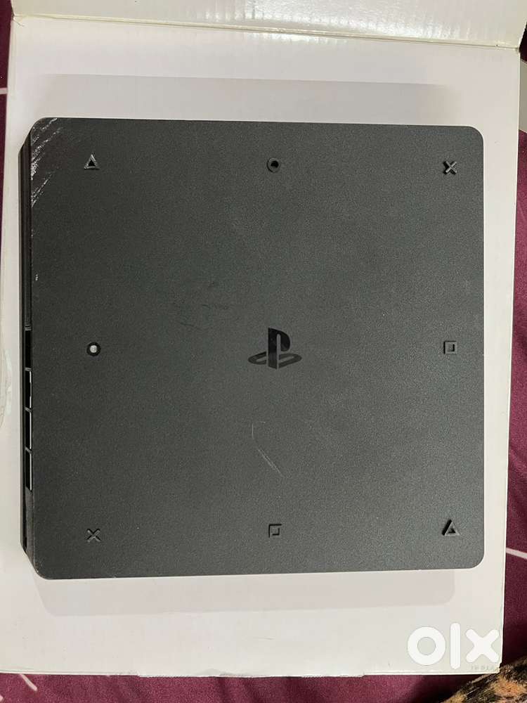 Ps4 slim 1 tb brand new condition