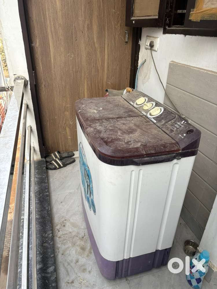 Washing Machine(Semi- Automatic)