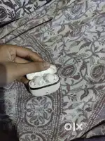 boat airpods (Nirvana ion inc)
