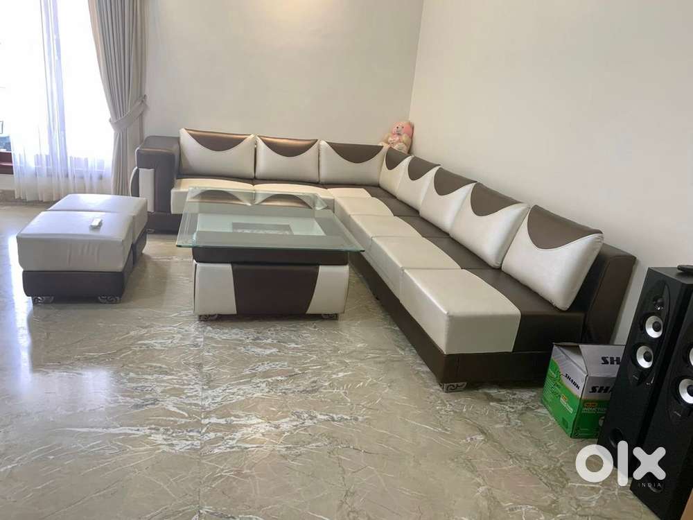 9 Seater Sofa (very good condition)