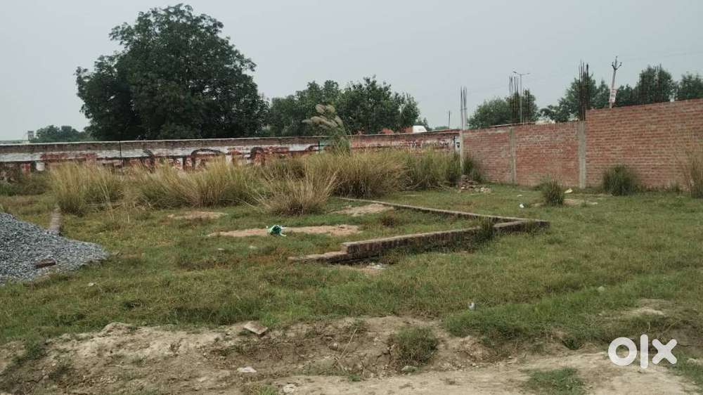 PRIME PLOT FOR SALE  6 LANE HIGHWAY   SCHOOL, PETROL PUMPS, SHOWROOM