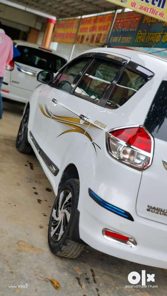Maruti Suzuki Ertiga 1.5 VXI, 2016, CNG & Hybrids