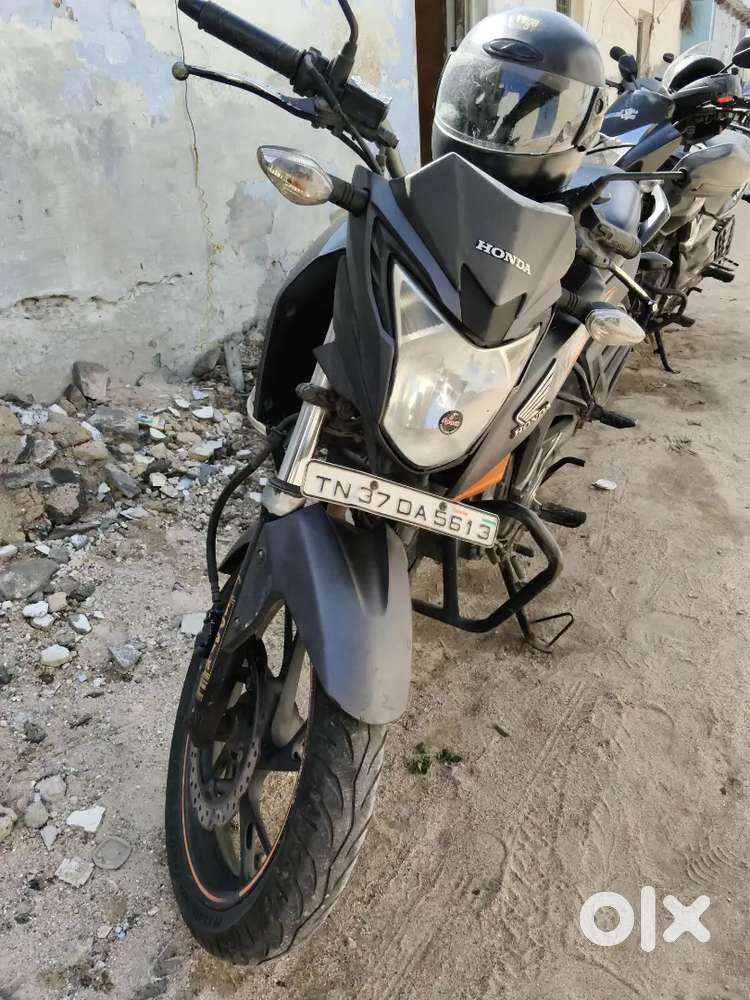 HONDA HORNET 160R
