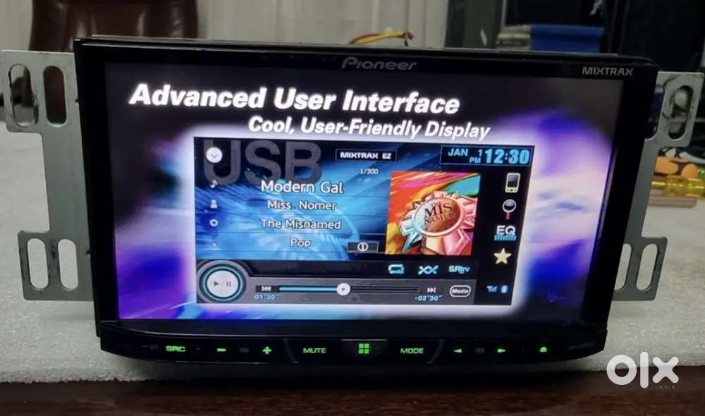 Pioneer high-end car entertainment system with 7 inch touch