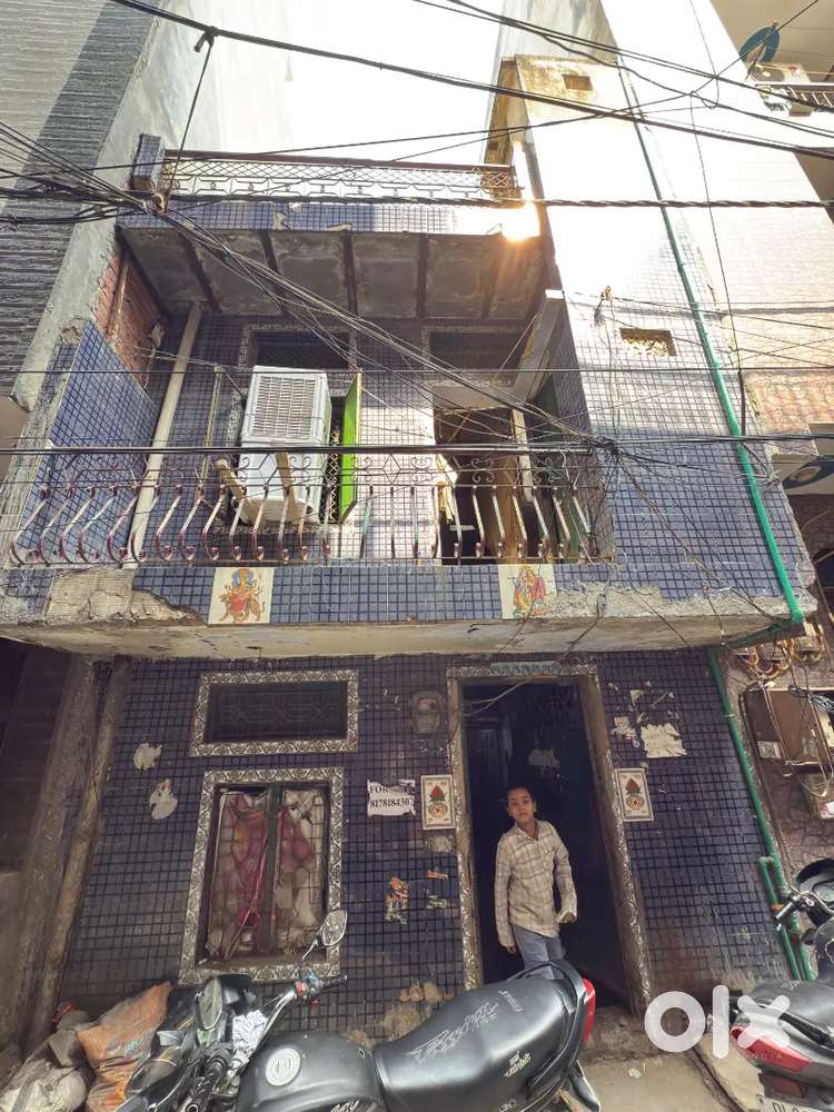 50 gaj independent house with registry