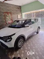 Kia Carens 2023 Petrol & CNG Well Maintained
