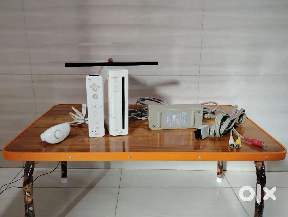 Nintendo Wii Gaming Console