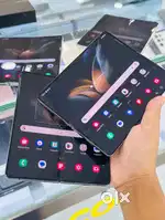 Samsung galaxy z fold 4 ( 12gb 256gb) untouched open box catogery avlb