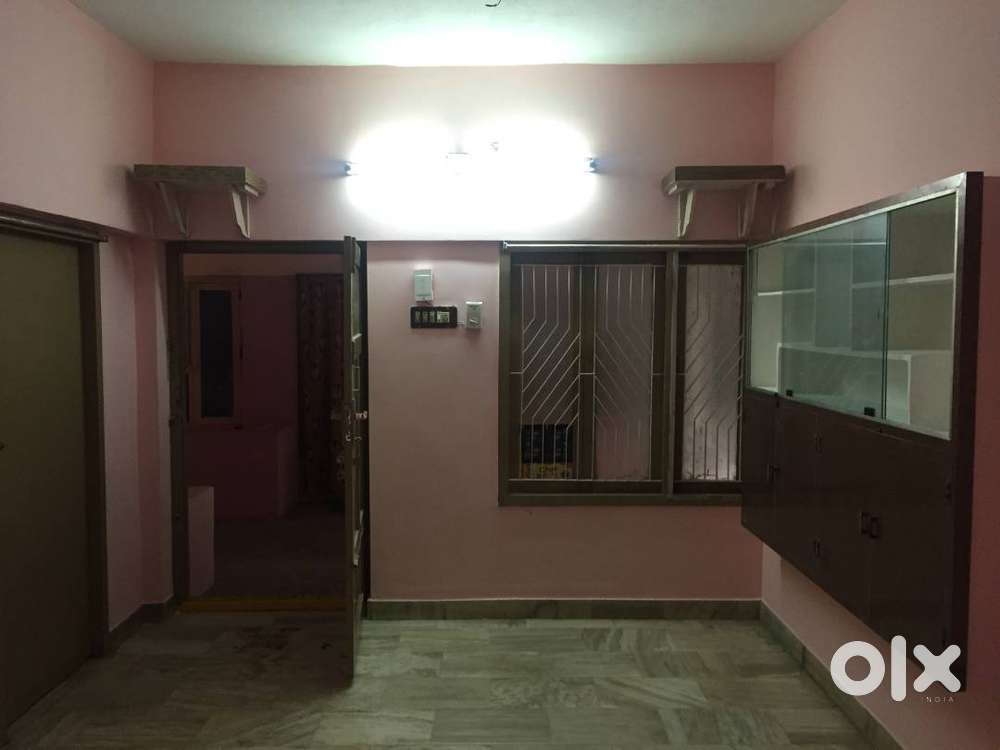 2 BHK Flat in Prime Locality