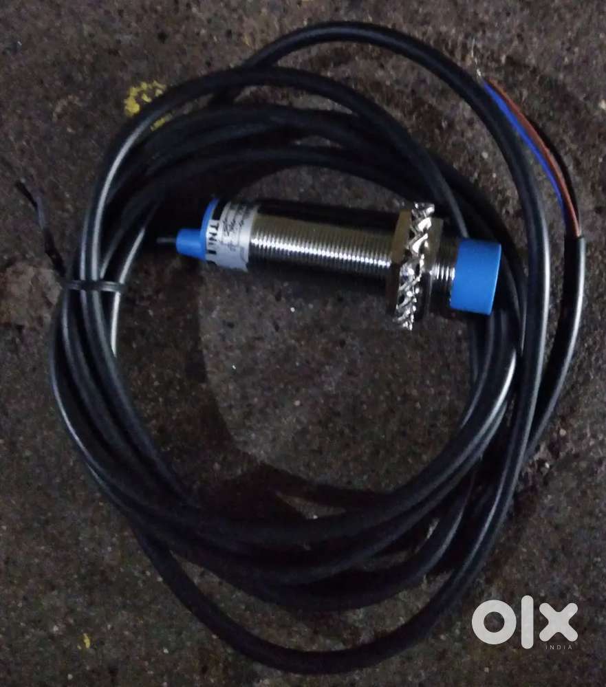 INDUCTIVE PROXIMITY SENSOR