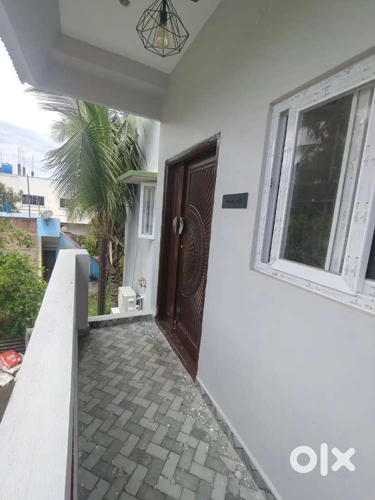 1Rk newly built house for working women or men in Pattabiram