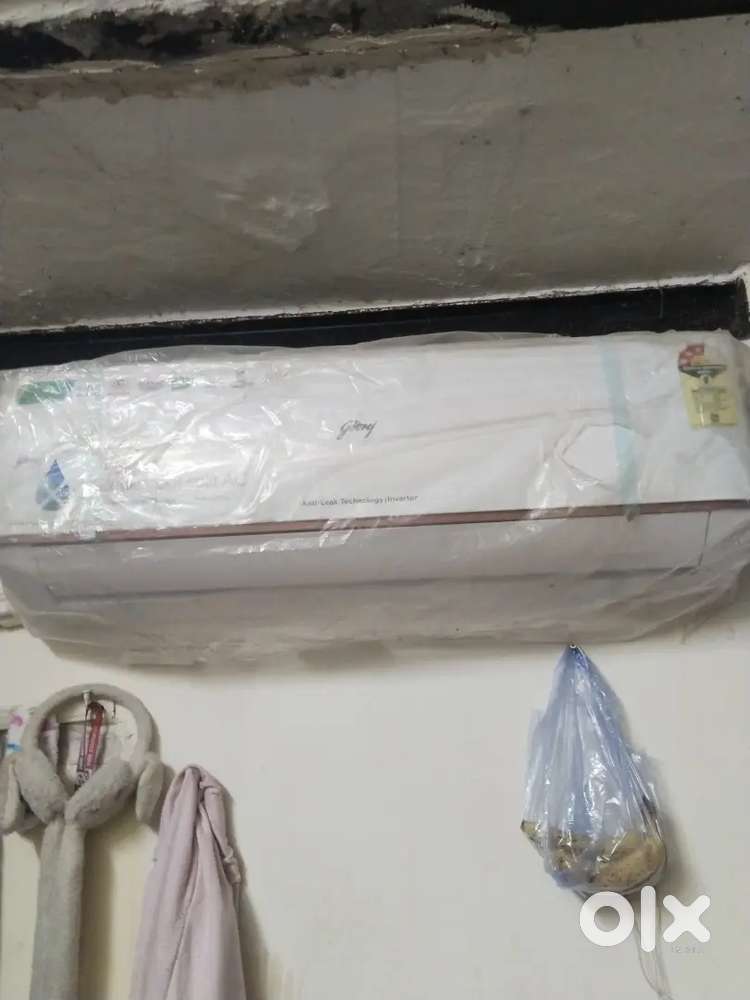 Godrej 1.5 ton split ac .