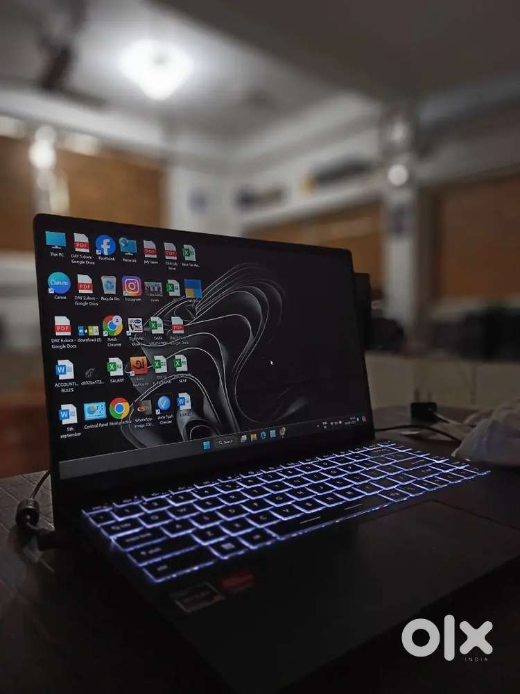 MSI MODERN 14 B5M 8+512 GB grey colour laptop