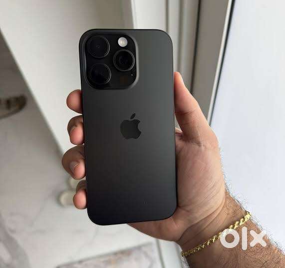 Iphone 16 pro 256gb Black Titanium just took delivery 1st oct