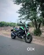 Dominar 400