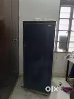 Single door refrigerator