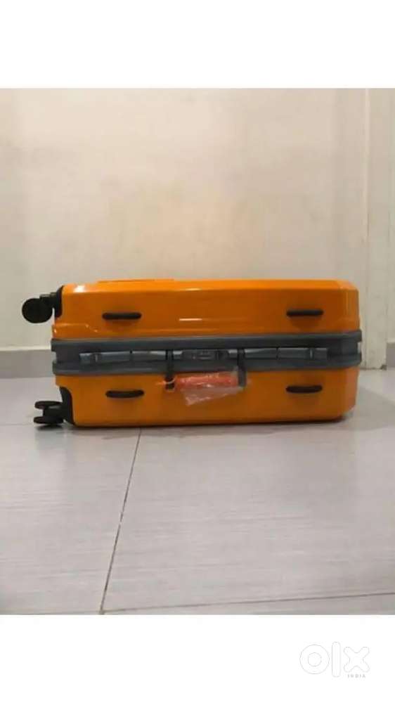 വാൻ സേൽ സിലേക്ക് താൽപര്യം ഉണ്ട്. watesappസെവൻ, നെയൺ, നെയൺ4303 100