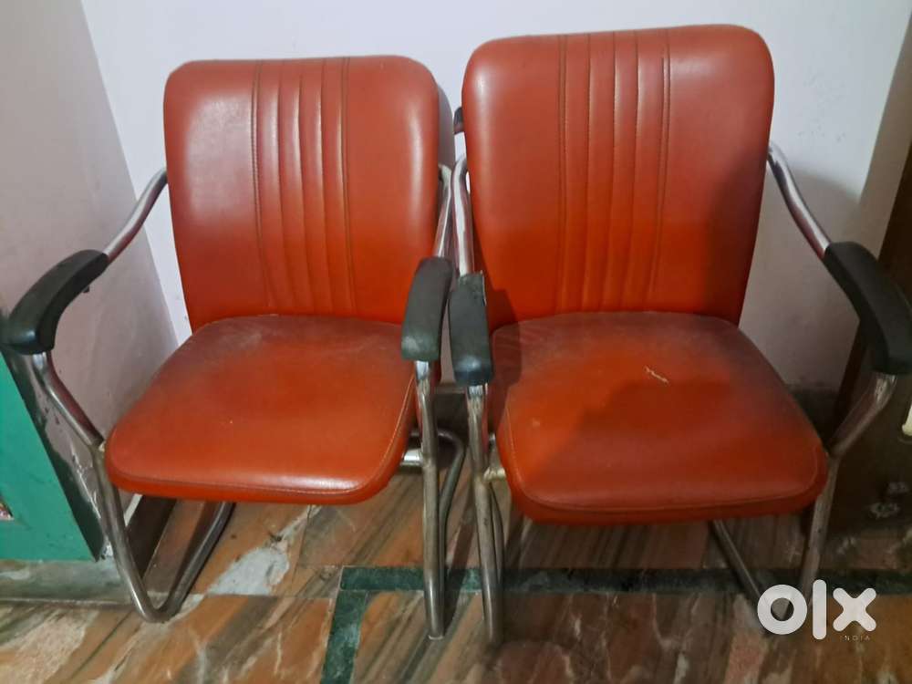 Office Chairs & Sofa – Cheap Price, Urgent Sale