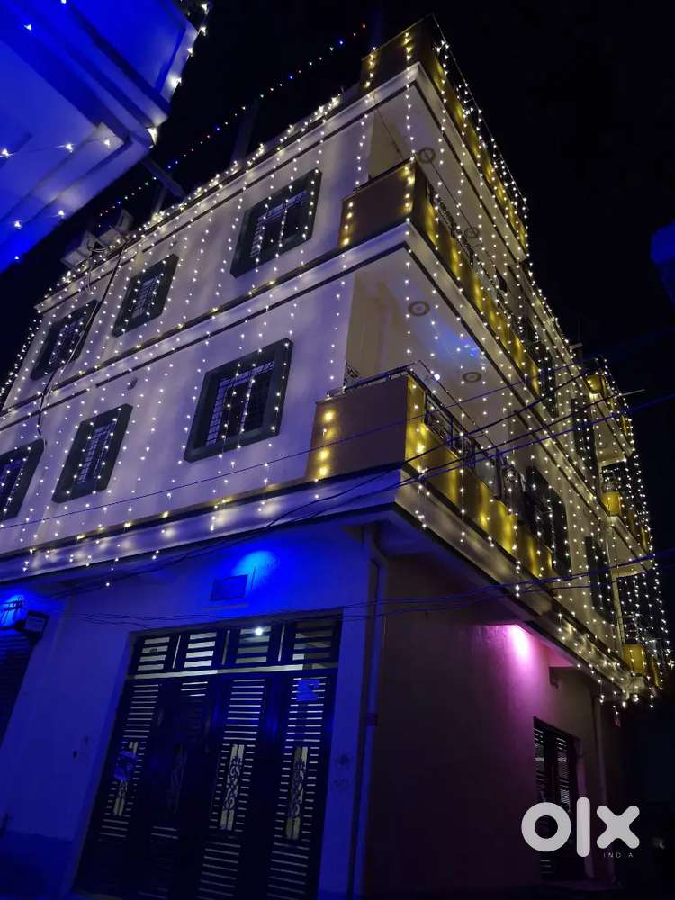 2bhk semi furnished flat for family at budget