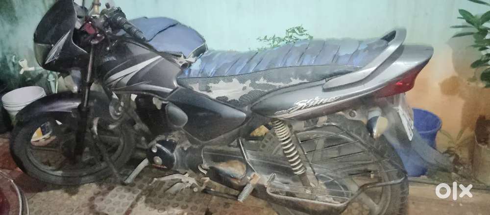 Honda CB Shine for sale (Single hand drive)