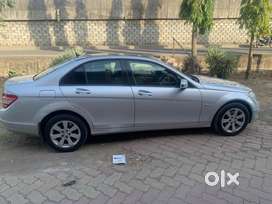 Mercedes-Benz C-Class 2011