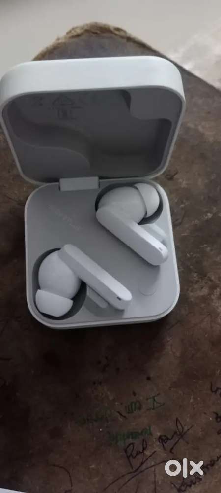 CMF nothing pro 2 airbuds