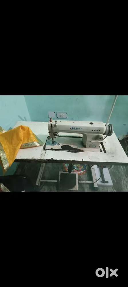 Zuki stitching machine