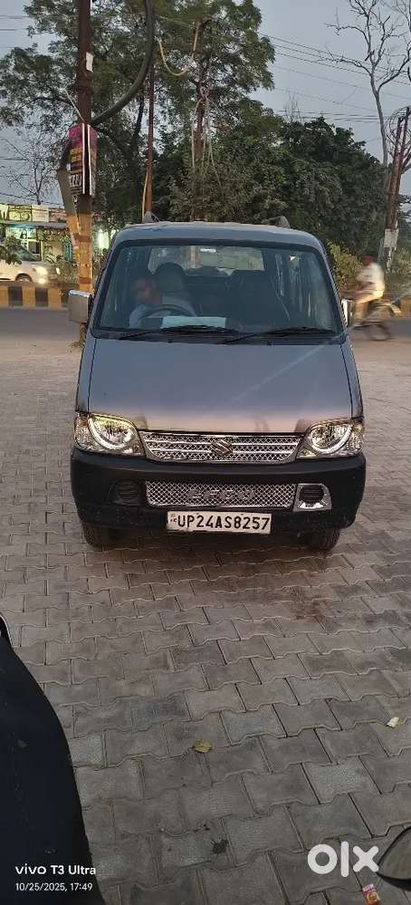 ECO 7 seater condition akdam New only 45000 chalivi hai ghar pe khadi