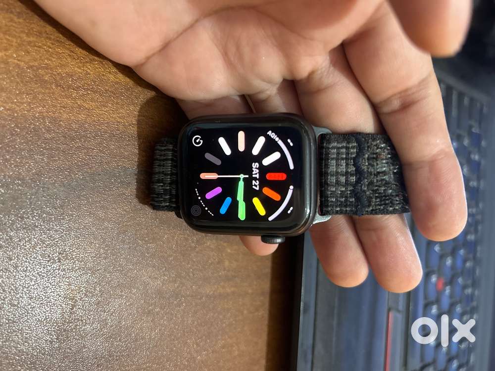 Apple watch SE (GPS + cellular) 44 mm
