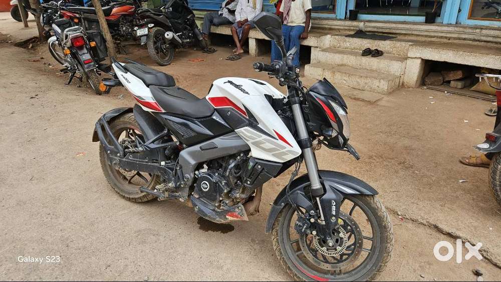 Good condition. Showroom maintenance