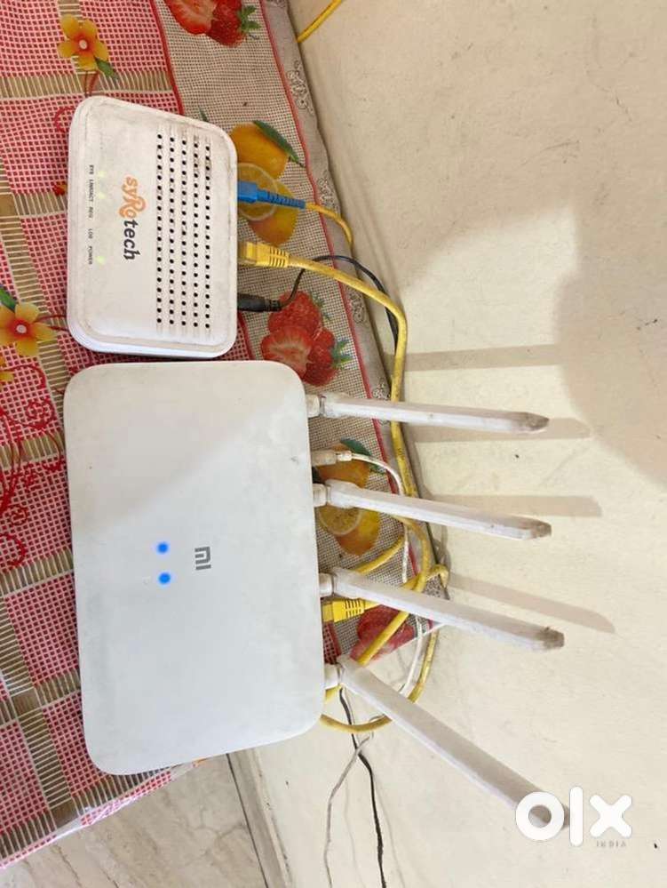 Mi 4 antenna wifi router with fibre broadband connection