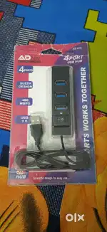Adnet 4 port usb hub,with on/off switch,sleek design,new condisan.