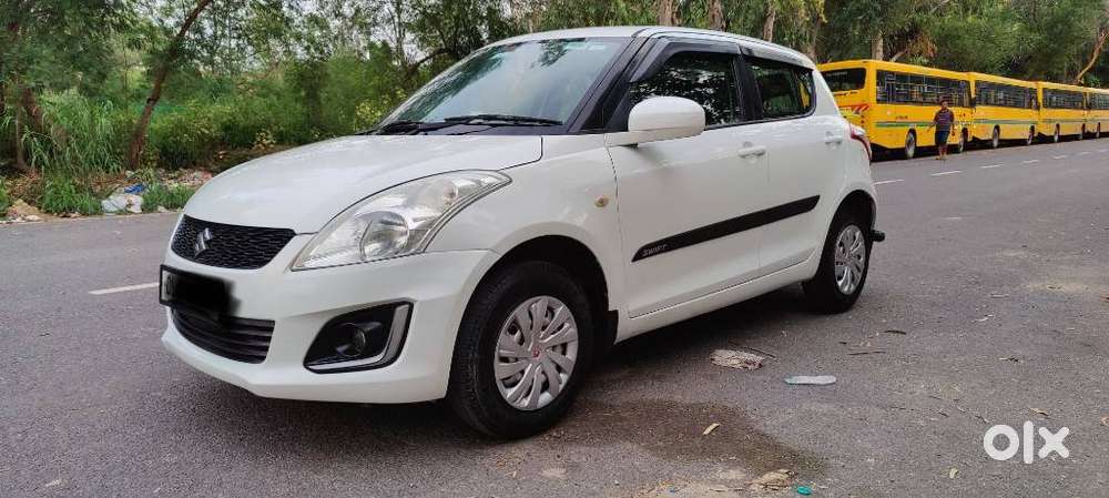 Maruti Suzuki Swift LXI Optional-O, 2017, Petrol