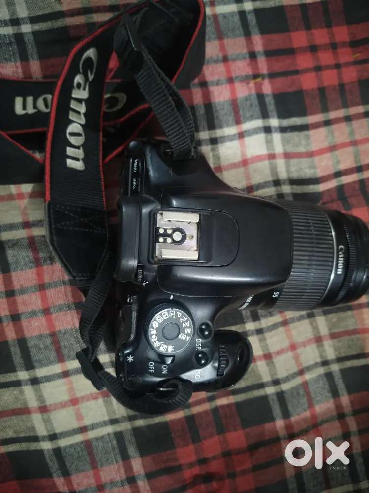 Canon DSLR camera with good working condition